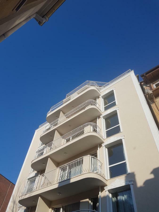 Апартамент High Style Apartman Burgasz Kültér fotó